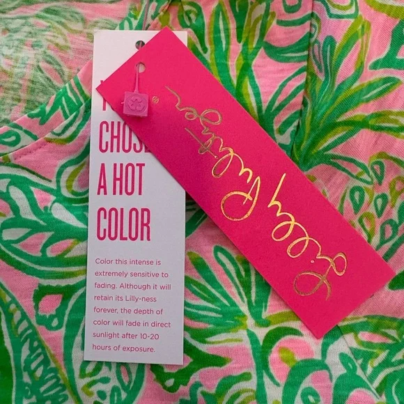 Lilly Pulitzer Etta Scoop Neck Shirt- Mandevilla Baby Fins And Flipper Print - Picture 9 of 10